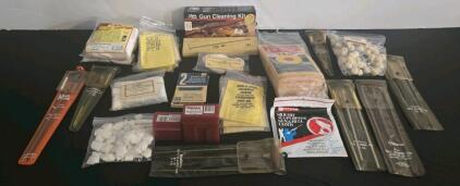 Large Lot of Vintage & Modern Silicone Gun Cloths & Kleen Bore Gun Cleaning Kit, Unused, Sealed