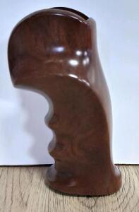 Rink-Formgriffe Right-Hand Walnut Pistol Grip for Competition Pistols