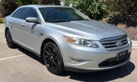 2010 FORD TAURUS - AWD!