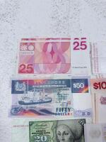 Large World Banknote Collection &ndash; Hong Kong, UAE, Brazil, Colombia, Portugal, 1930s&ndash;1980s, 20+ Notes - 12