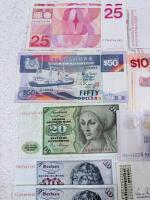 Large World Banknote Collection &ndash; Hong Kong, UAE, Brazil, Colombia, Portugal, 1930s&ndash;1980s, 20+ Notes - 13