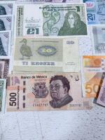 Large World Banknote Collection &ndash; Hong Kong, UAE, Brazil, Colombia, Portugal, 1930s&ndash;1980s, 20+ Notes - 16
