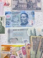 Large World Banknote Collection &ndash; Hong Kong, UAE, Brazil, Colombia, Portugal, 1930s&ndash;1980s, 20+ Notes - 22
