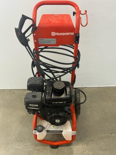 Husqvarna PW 3200 Gas Pressure Washer, 3200 PSI, 2.5 GPM, JDX208 208cc Engine, 25ft Hose