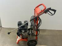 Husqvarna PW 3200 Gas Pressure Washer, 3200 PSI, 2.5 GPM, JDX208 208cc Engine, 25ft Hose - 4