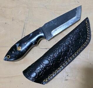 Custom Damascus Fixed Blade Knife, 4" Blade, Resin Handle, Leather Sheath