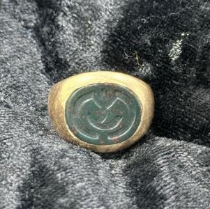 Antique Brass Bloodstone Signet Ring &ndash; Engraved Monogram, Oval Face, Vintage Jewelry