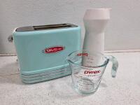 Working Nostalgia RetroWave Microwave & Toaster Set, Copper Skillet, Kitchen Lot - 7
