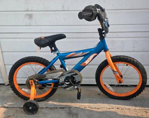 Hot Wheels 16" Kids Bike, Blue/Orange, Training Wheels, Handlebar Shield, Coaster Brake