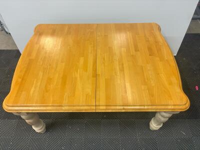 Farmhouse Style Wood Dining Table, Rectangular, Split Top for Leaf, Seats 6, Light & White Finish