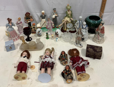 Vintage Porcelain And Cloth Figurines &ndash; Beatrix Potter, Vanity Set, Hand-Painted