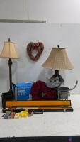 2 Working Table Lamps, Billard Pool Cue with case and New Cell phone signal extender
