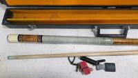 2 Working Table Lamps, Billard Pool Cue with case and New Cell phone signal extender - 5