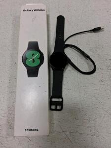 Samsung Galaxy Watch4 44mm Smartwatch, Black, with Charging Cable and Box (Turns On)