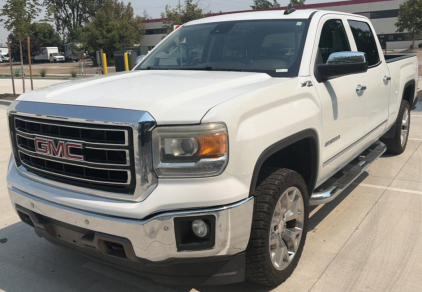 2015 GMC 1500 - 4X4!