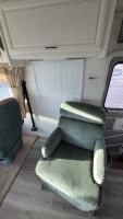 2000 FLEETWOOD BOUNDER - 38K MILES! - 9