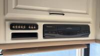 2000 FLEETWOOD BOUNDER - 38K MILES! - 17