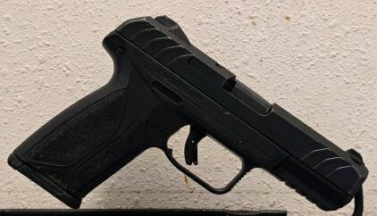 Ruger Security-9 9mm Luger Semi-Auto Pistol, 4" Barrel, Black Polymer Frame, Serial Number 383-60386