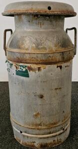 Vintage Galvanized Steel 10-Gallon Milk Can With Domed Lid And Side Handles