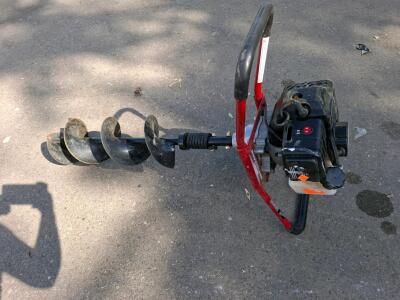 Southland Gas-Powered Earth Auger, 6" Bit, Recoil Start, Loop Handles, Approx. 43-52cc Engine ( unable to test)