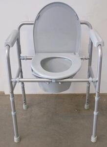 Portable Bedside Commode Chair with Adjustable Height and Removable Pail