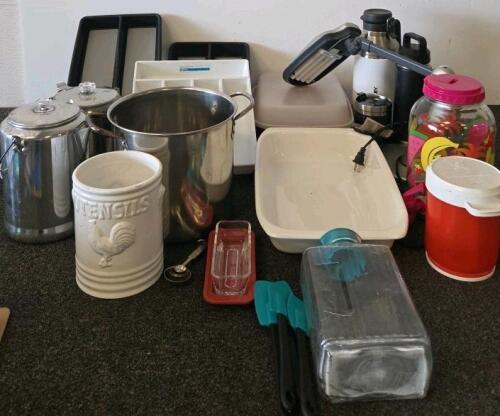 Assorted Kitchenware Lot &ndash; Yeti & Stanley Tumblers, Stock Pots, Organizers, Casserole Dishes
