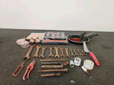 11-Piece Open-End Wrench Set, Mixed Sizes, Forged Carbon Steel, Heavy Patina & More Lot(Shelf G)