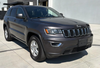 2017 JEEP GRAND CHEROKEE - SPORT & ECO MODE!
