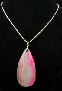 82.25Ct Natural Peachblow White Onyx Agate Teardrop Gemstone 24" Necklace