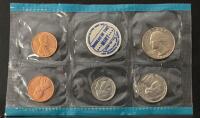 1969 U.S. Mint Uncirculated Coin Set &ndash; 10 Coins in Original Packaging - 4