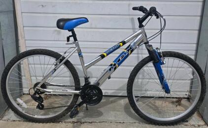 MGX Serif Mountain Bike, 26" Wheels, 21-Speed Shimano, Front Suspension, Aluminum Frame, Silver/Blue