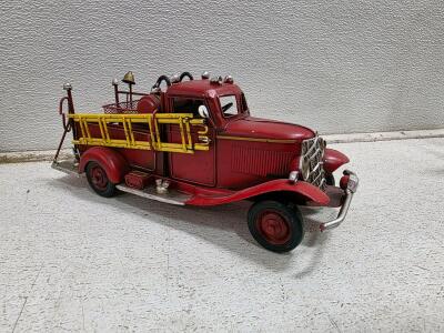 Vintage-Style Metal Model Fire Truck, 1930s Design, Red & Yellow, 12-15" Decorative Display