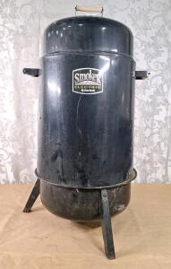 (1) Char-Broil H2O Electric Smoker