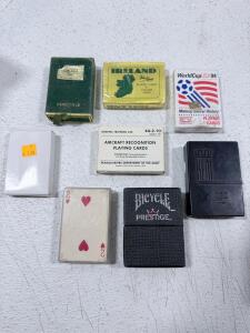 Vintage Congress Pinochle Playing Cards Cel-U-Tone Finish Floral Art Box &ndash; USPCC
