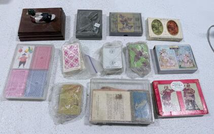 Vintage Butterfly Playing Cards Set of 2 in Original Plastic Box, Gold Foil, Rose Mfg Promo