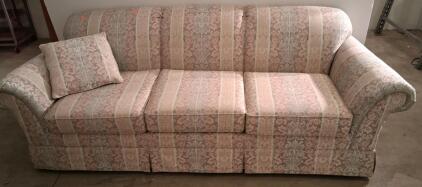 Traditional 3-Seat Sofa, Rolled Arms, Skirted Base, Patterned Jacquard Fabric, Floral Damask