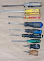 Lot Of (30) Assorted Bit Drivers & Screwdrivers - 4