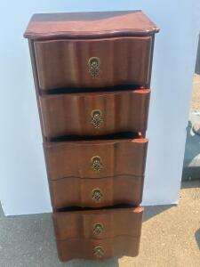 Traditional 4-Drawer Lingerie Chest with Brass-Style Pulls and Cabriole Legs