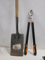 Working BLACK+DECKER Hedge Hog 24" Electric Hedge Trimmer, Corded, 3.3A Motor, Bundle of Yard Tools - 4