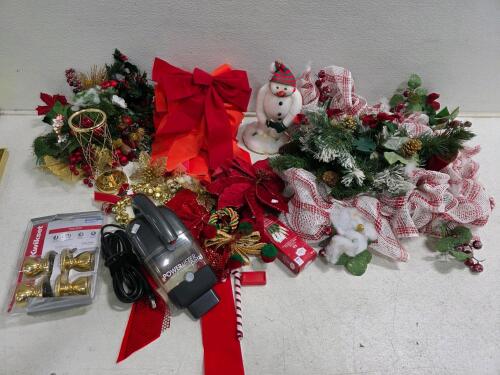 Working Bissell Powerlifter Hand Vac, Kwikset Polished Brass Door Knobs, Holiday Decorations