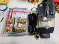 Working Bissell Powerlifter Hand Vac, Kwikset Polished Brass Door Knobs, Holiday Decorations - 2