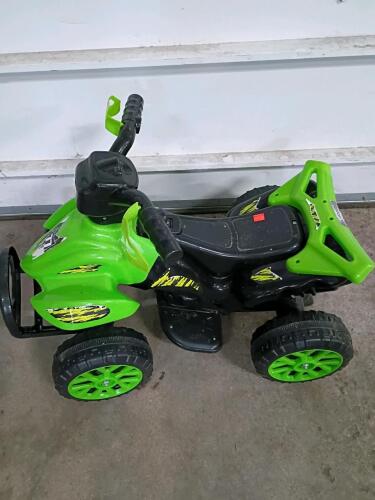 Kalee Kids' 6V Ride-On ATV, Green/Black, Forward/Reverse Gears
