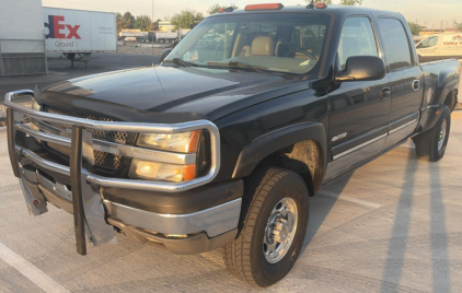 2004 CHEVROLET SILVERADO 2500 - 4x4!