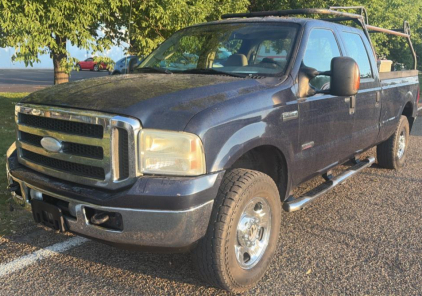 2005 FORD F-250 - 4x4!