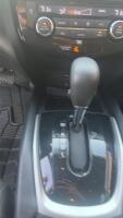 2016 NISSAN ROGUE - 4x4! - 14