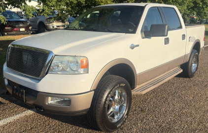 BANK REPO - 2005 FORD F-150 - 4x4!