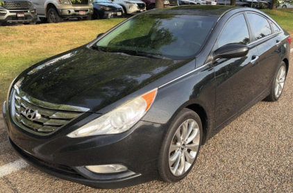BANK REPO - 2012 HYUNDAI SONATA - SUNROOF!