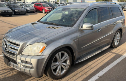 BANK REPO - 2011 MERCEDES - BENZ