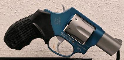 Taurus 856 ULTRA-LITE .38 Special DA/SA Revolver, 2" Barrel, 6-Shot, Blue/Matte Stainless, SN: AAM097182
