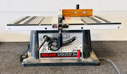 SKILSAW 3400 Table Saw, 10" Blade, 13A, 4800 RPM, 120V, Serial LS93925, Made in Taiwan (Tested and Functions Well)